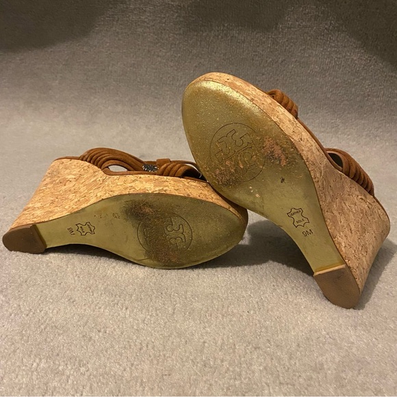 Tory Burch Wedge Heels Women’s 9M Brown Leather Cork Beaded *Missing Ankle Strap - Picture 3 of 12